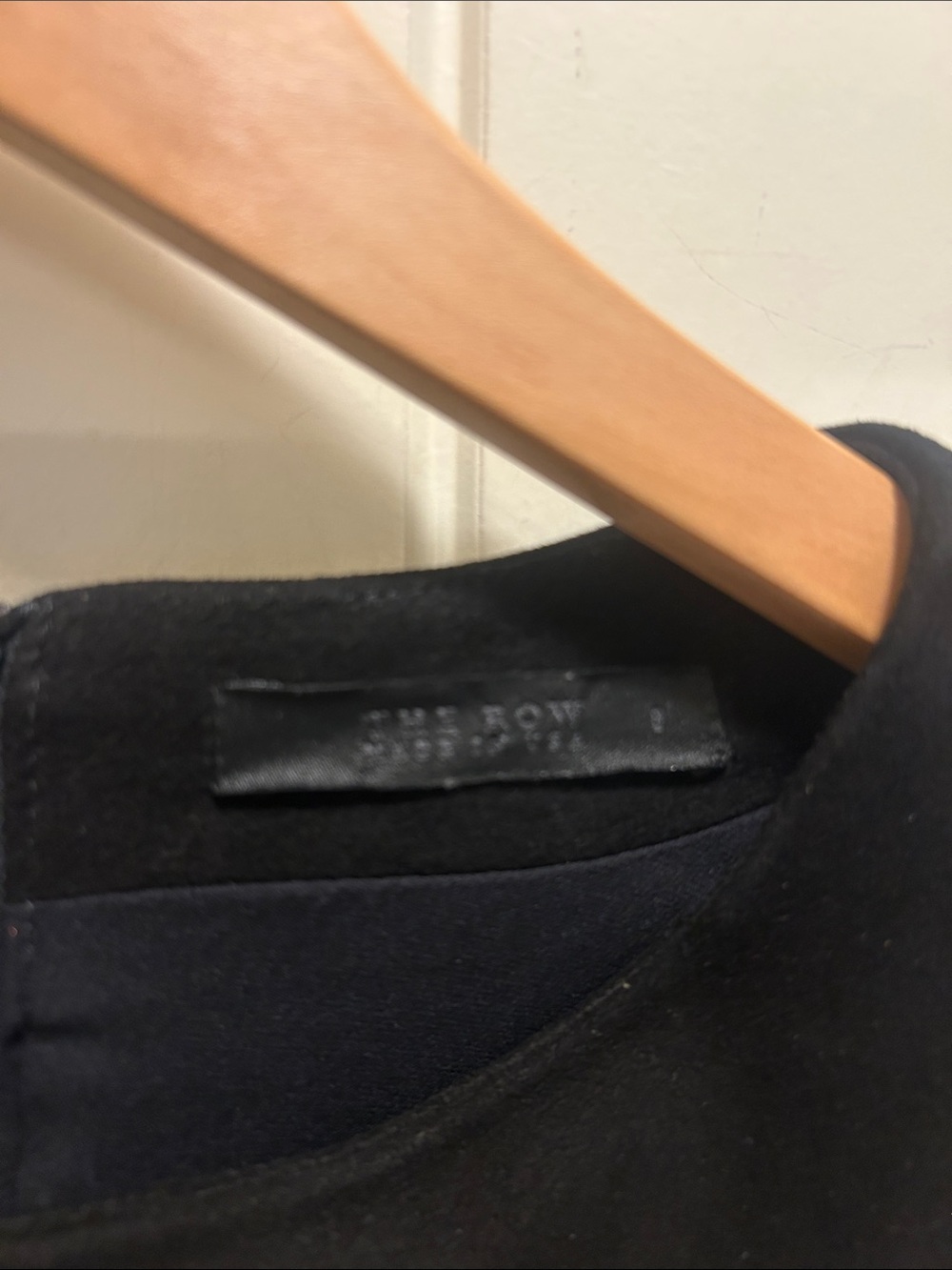 The Row lambskin 8 Black Long-Sleeve top - Picture 3 of 8